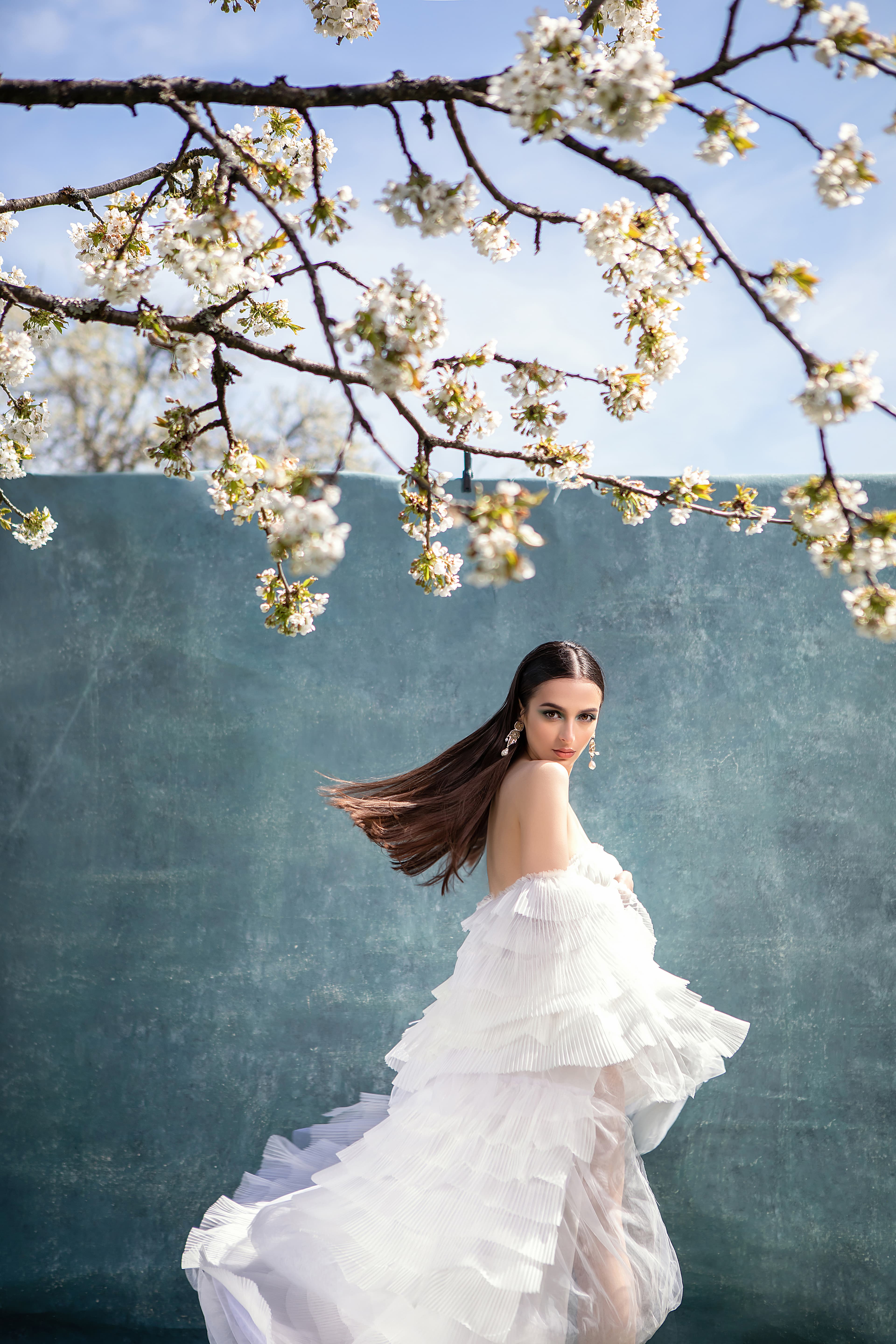 Wedding dress sample/ Sara Bridal Maison